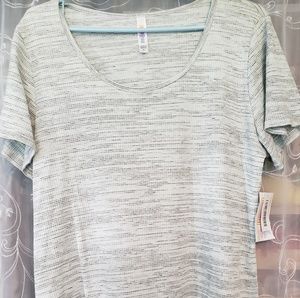 Lularoe classic tee